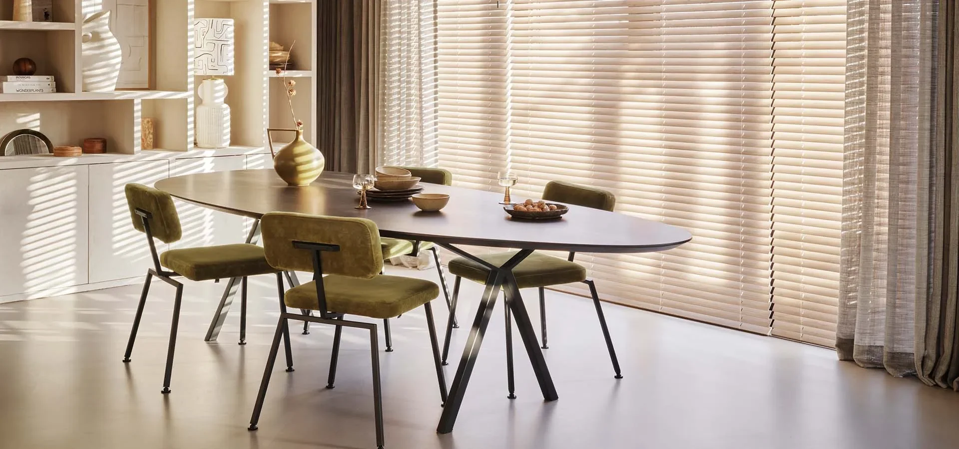 327-raamdecoratie_horizon-jaloezien_header.webp