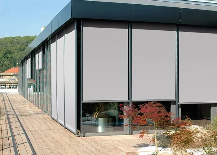 buitenzonwering_screen_sfeer700_2